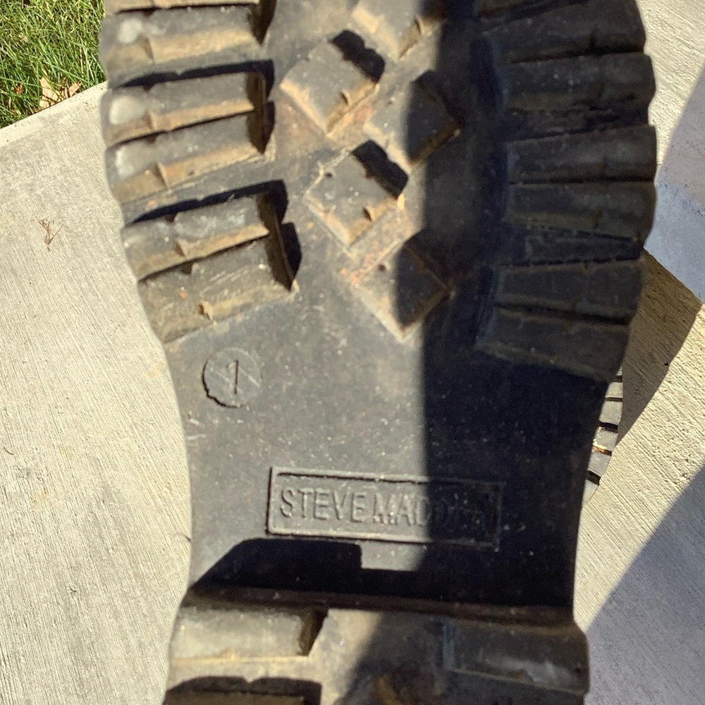 Steve Madden Shiny Black Kids Boots - Picture 10 of 16
